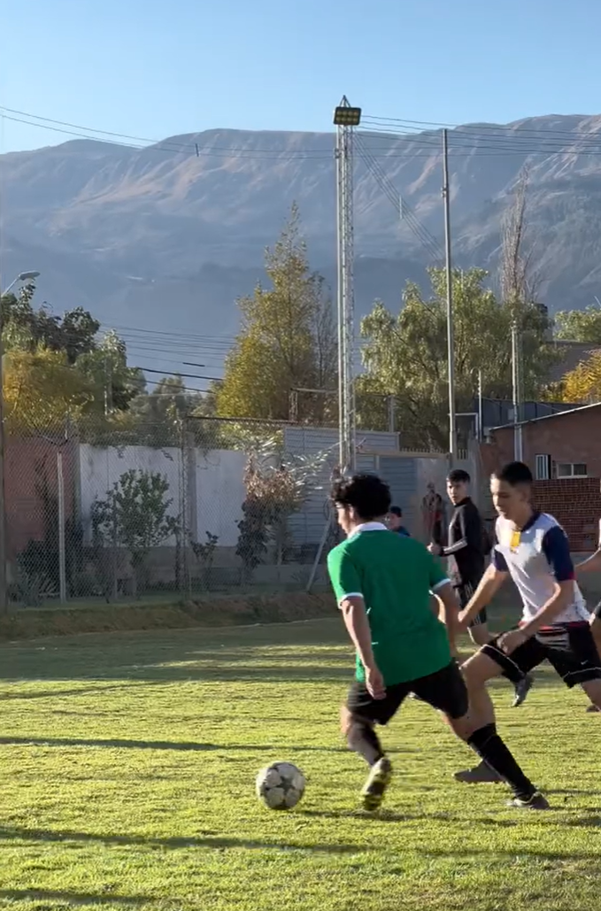 Cancha Irpavi vista lateral